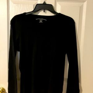 Hi! Today I’m selling just some different types of tops a few tunic.